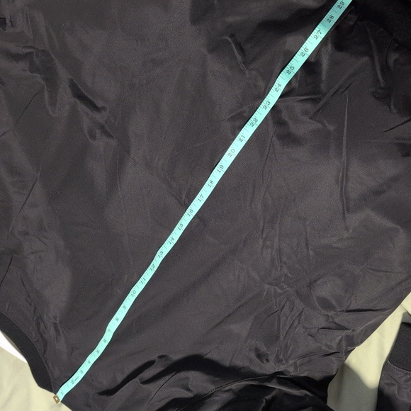 Reversible black jacket - Picture 7 of 9